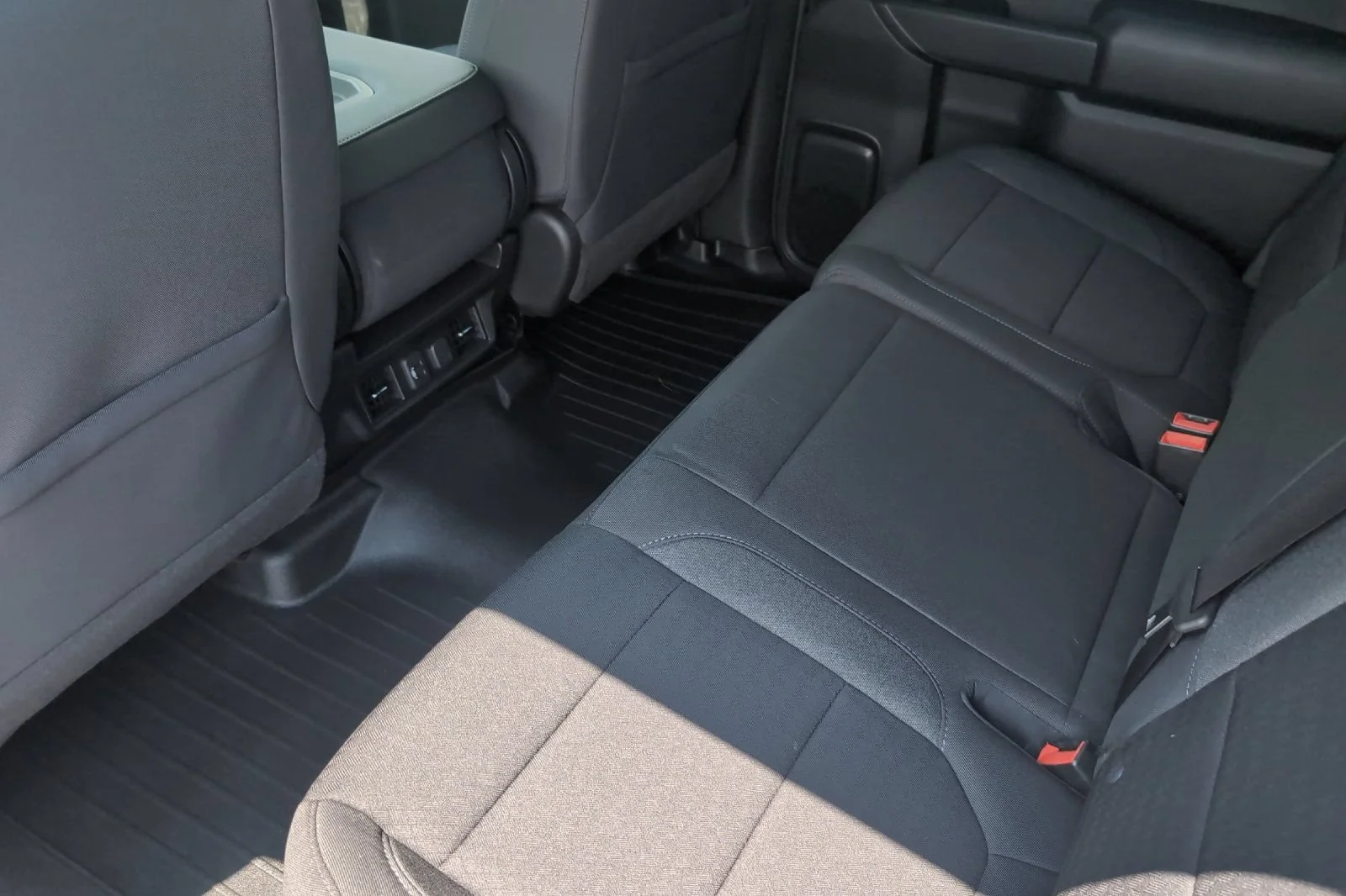 Used 2022 GREENSTONE METALLIC Chevrolet LT image 13