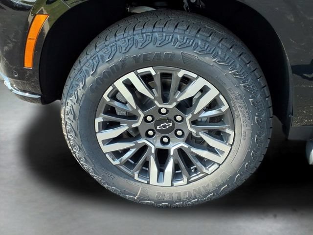 New 2026 Black Chevrolet Z71 image 16