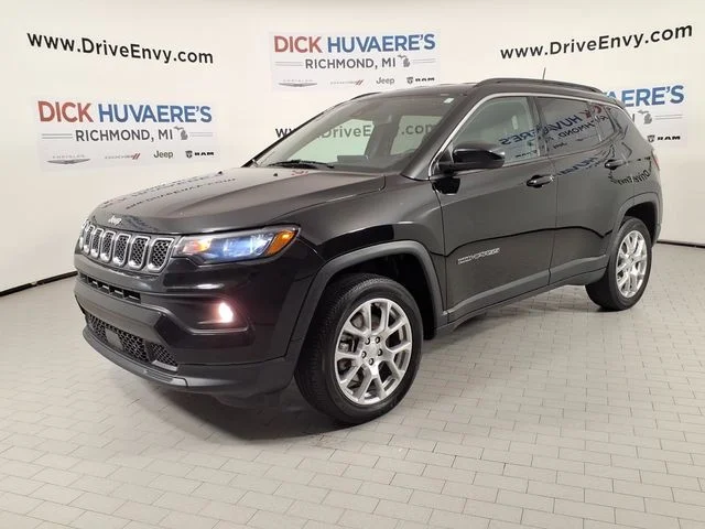 2023 Jeep Compass Latitude Lux