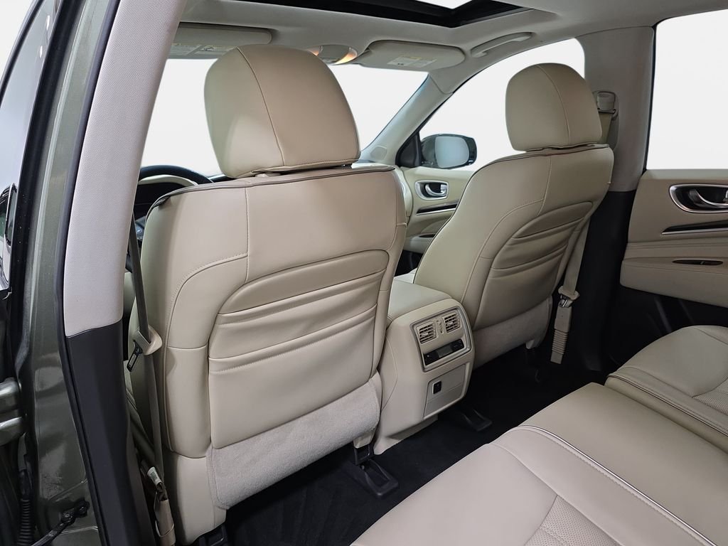Used 2016 Jade Green INFINITI Base image 12