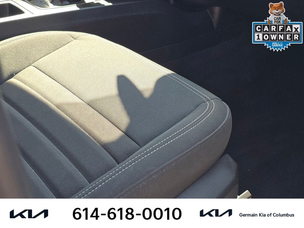 Used 2022 White Ford XLT image 26