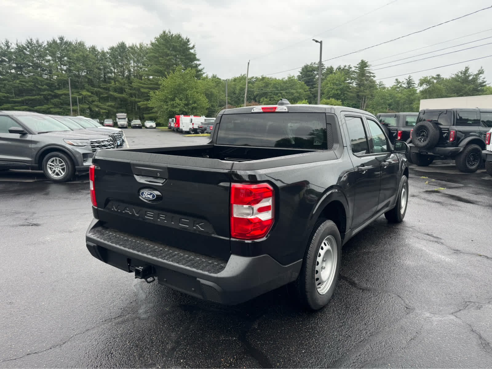 New 2026 Shadow Black Ford XL image 6