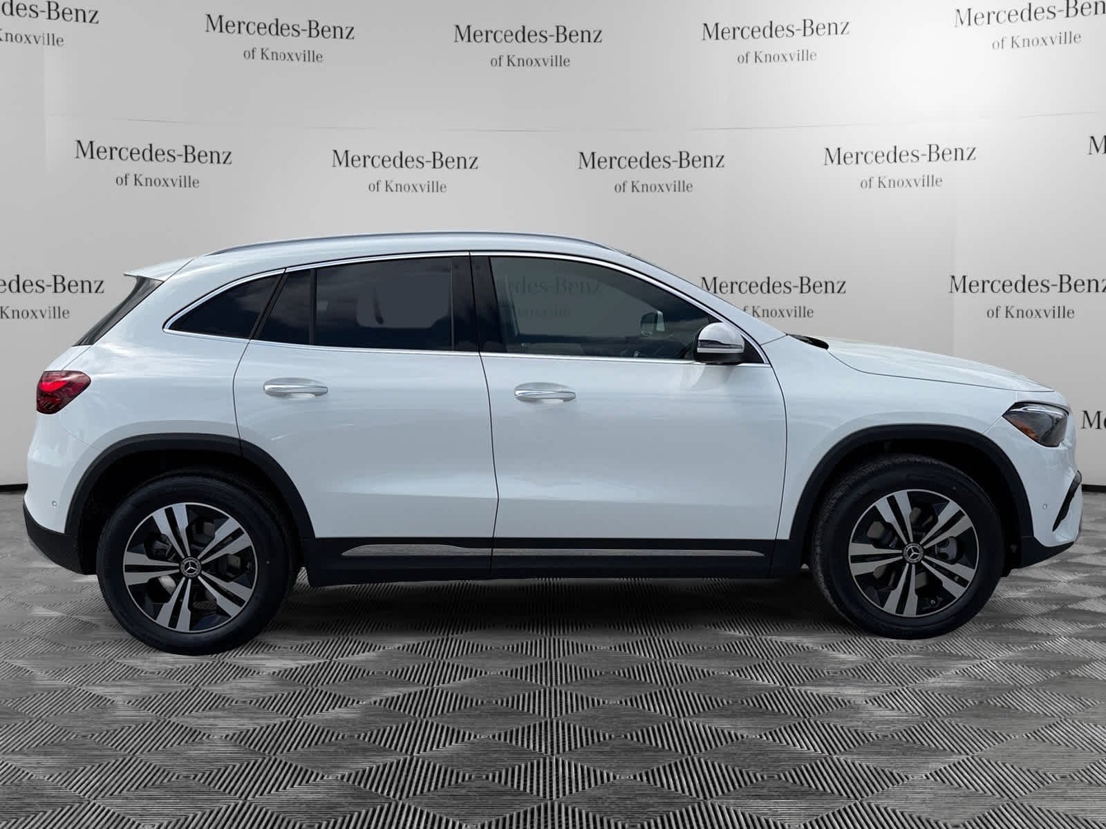 Used 2026 Polar White Mercedes-Benz GLA 250 image 6