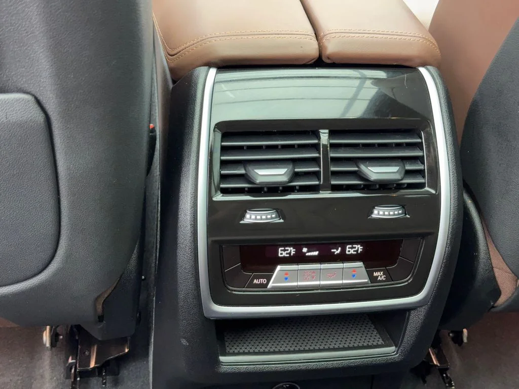 2022 BMW X5 M50i - Photo 40