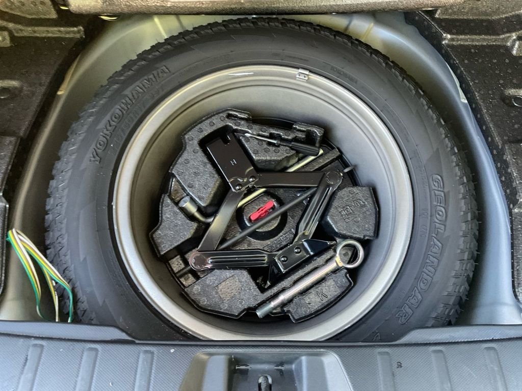 Used 2024 Silver Subaru Wilderness image 32