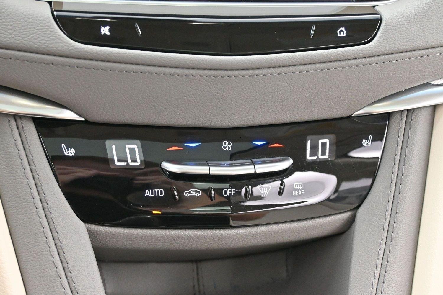 Used 2024 Argent Silver Metallic Cadillac Premium Luxury image 26