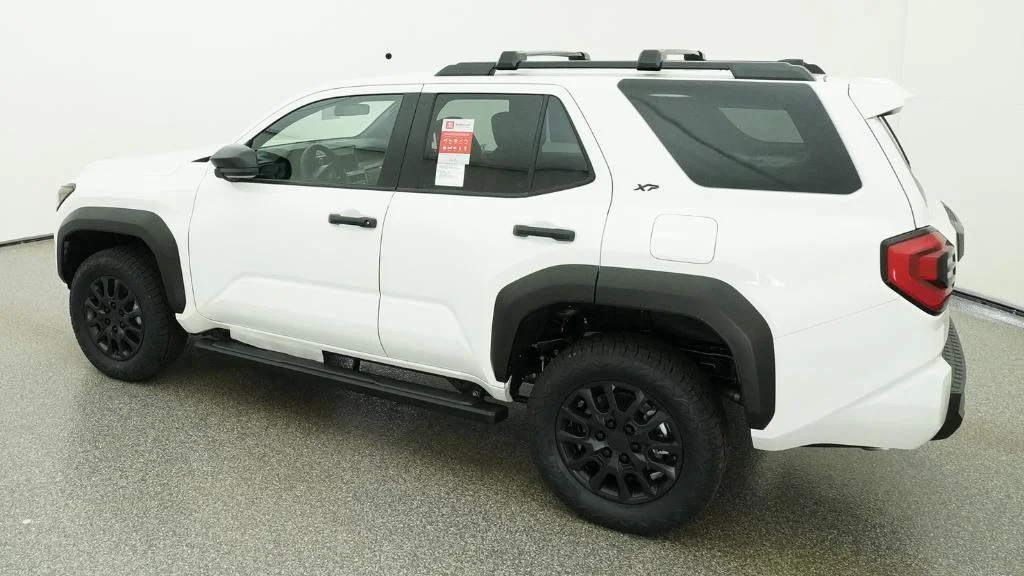 New 2026 Ice Cap Toyota SR5 image 27