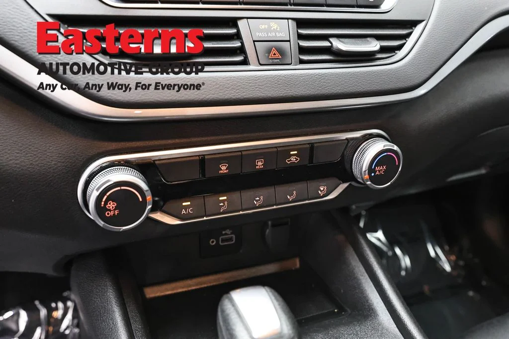 Used 2024 White Nissan 2.5 S image 19