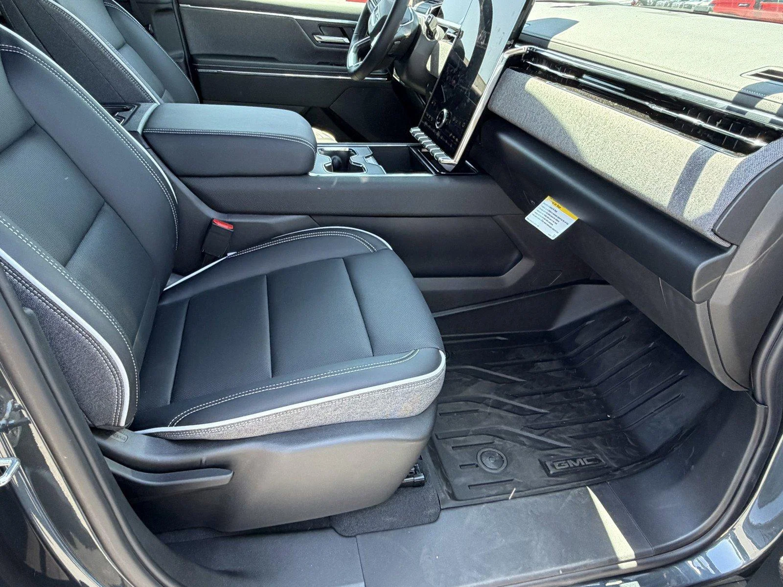 New 2026 Deep Ocean Metallic GMC Elevation Standard Range image 8