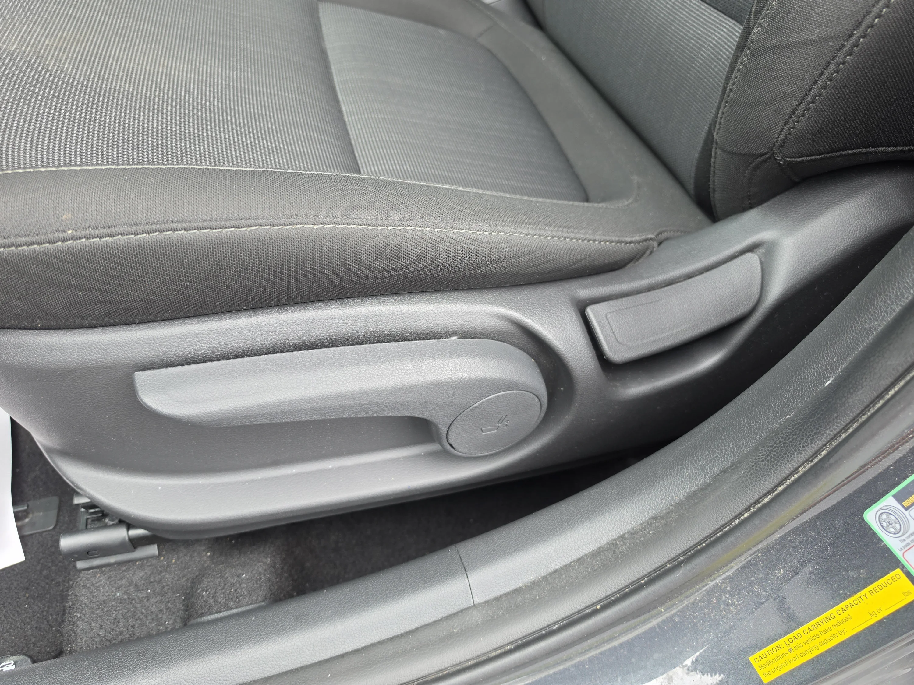 Used 2022 Thunder Gray Hyundai SEL image 24