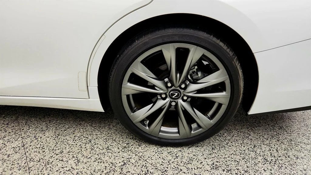 Used 2021 Ultra White Lexus ES 350 F SPORT w/ F SPORT Heated Leather Steering Wheel image 9