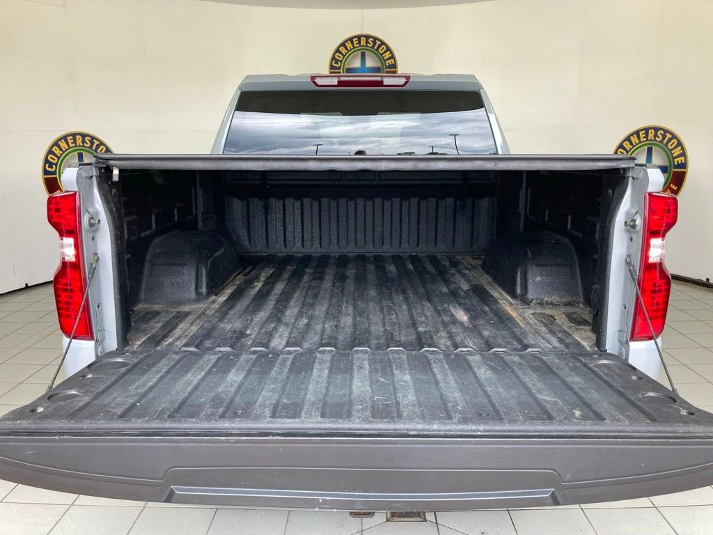 Used 2024 Gray Chevrolet Custom image 21