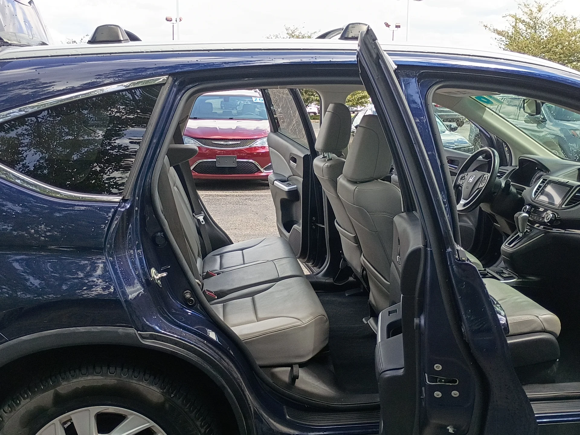 Certified Used 2016 BLUE Honda EX-L image 15