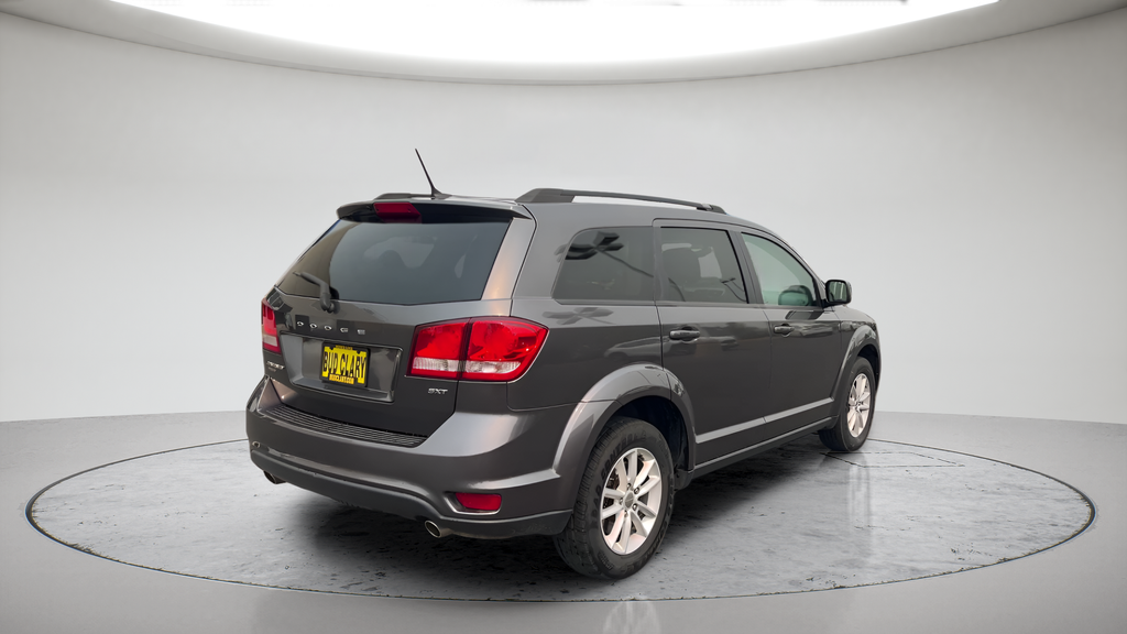 Used 2016 Gray Dodge SXT image 5