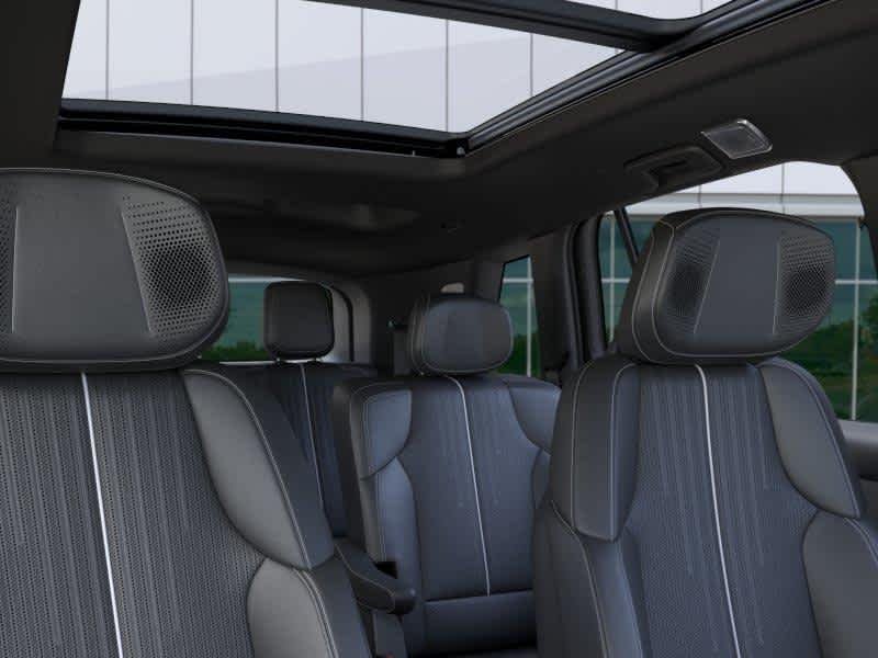 2027 Cadillac VISTIQ Luxury - Photo 24