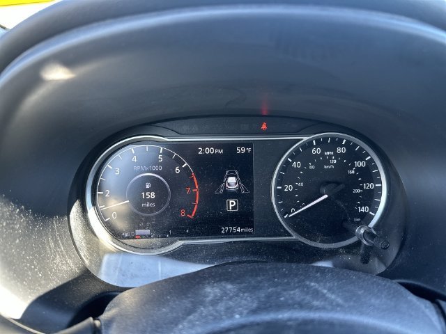Used 2020 Red Nissan SR image 19