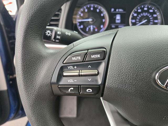 Used 2020 Blue Hyundai SE image 19