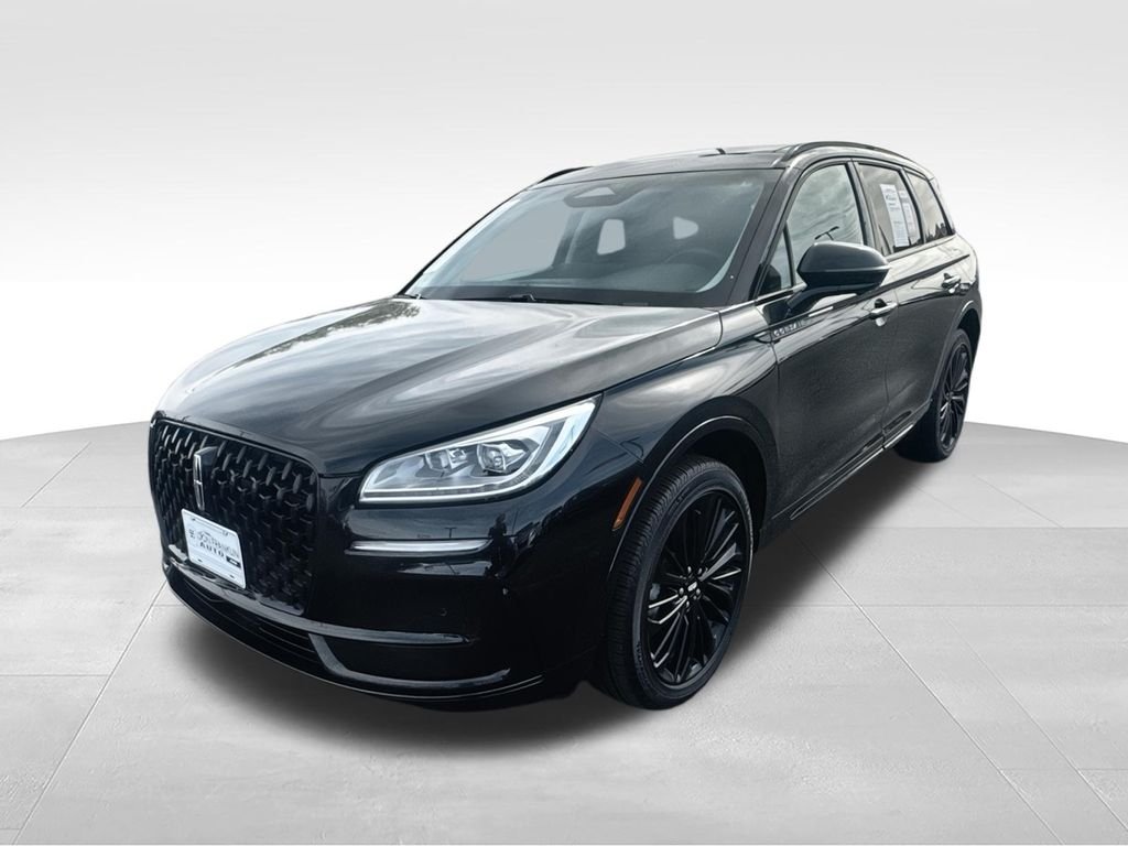 Used 2023 Black Lincoln Reserve image 4