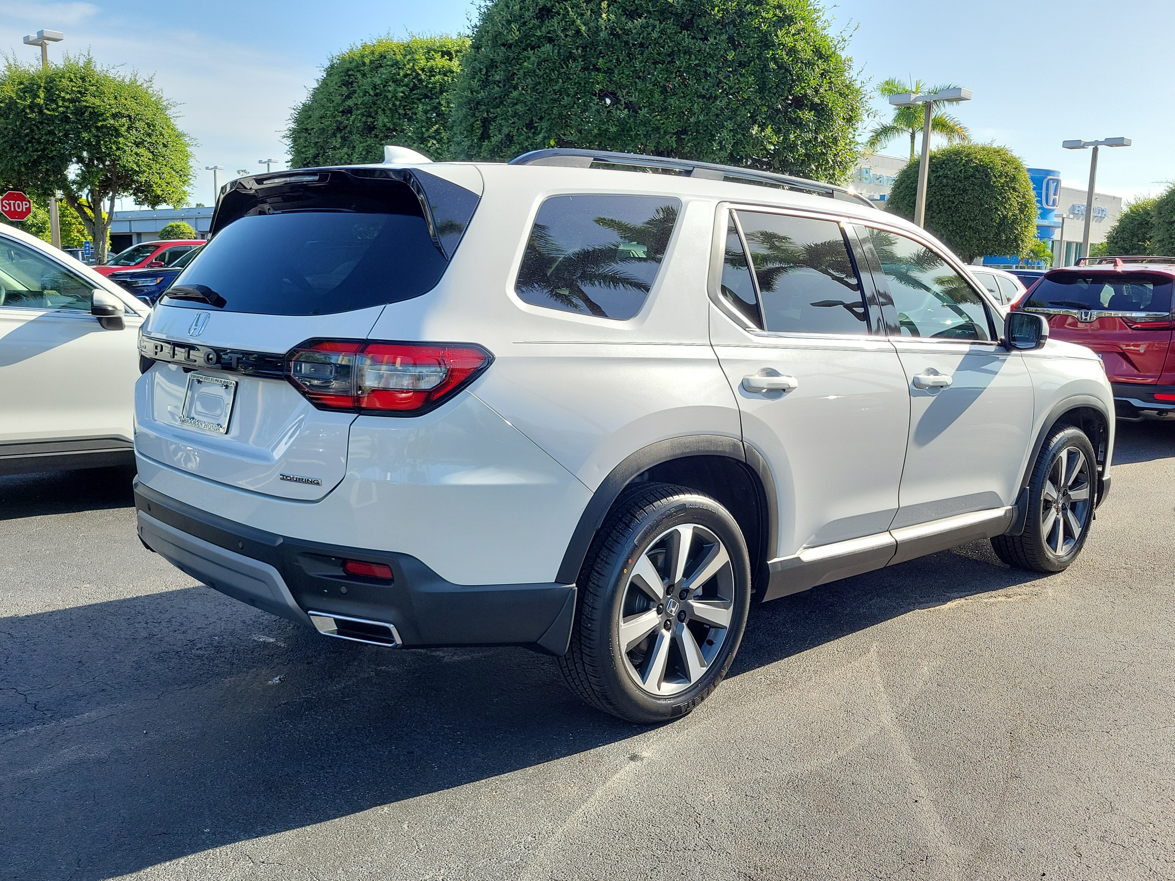 Certified Used 2023 Platinum White Pearl Honda AWD TRG image 38