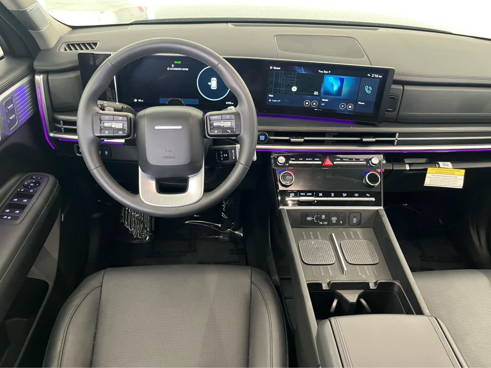 2025 Hyundai Santa Fe Limited - Photo 33
