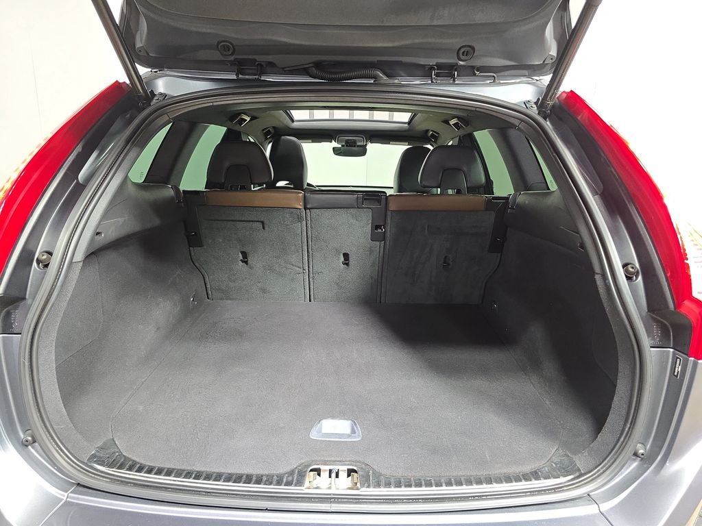 Used 2016 Gray Volvo T5 Drive-E Premier image 25