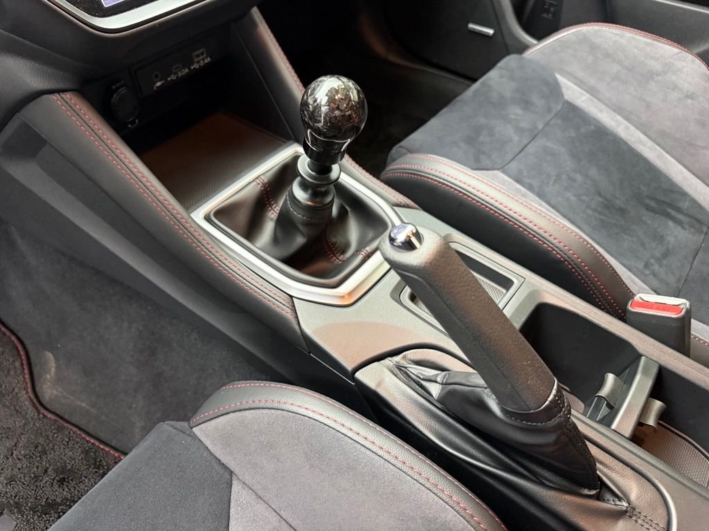 Used 2024 Ice Silver Metallic Subaru TR image 25