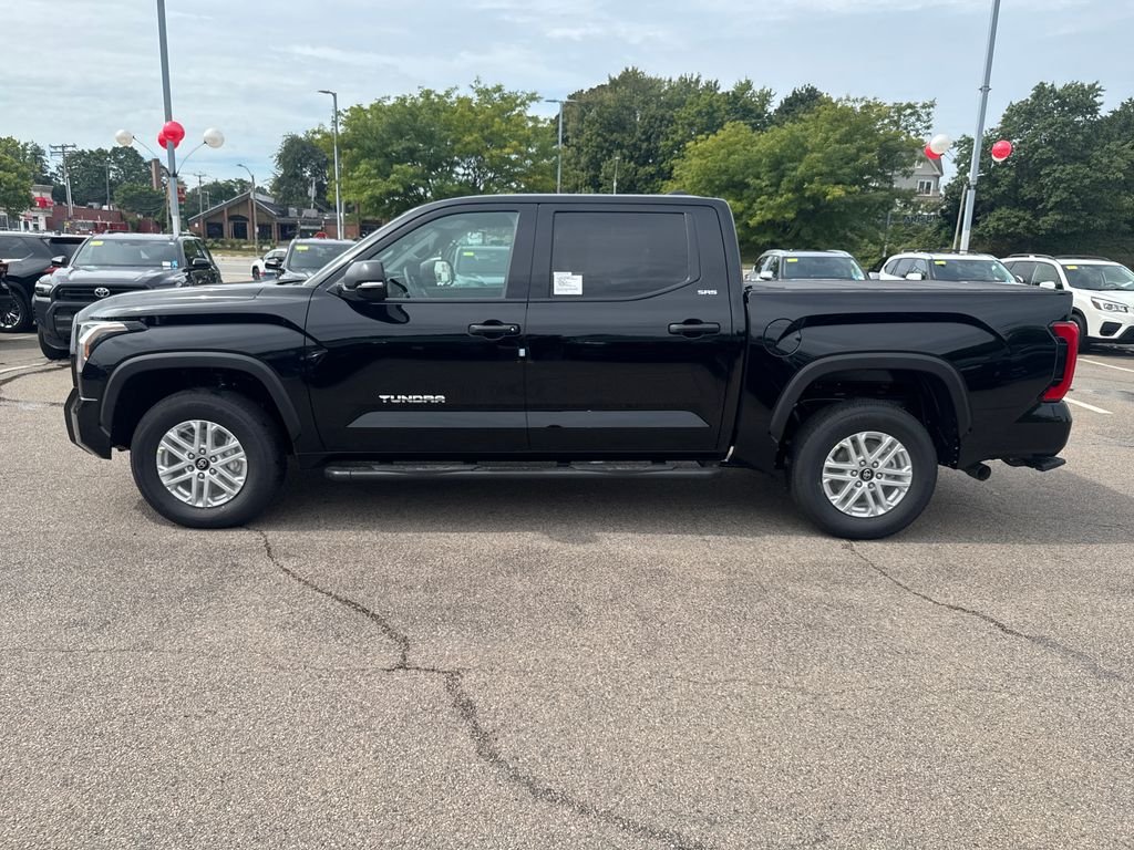 New 2026 Midnight Black Metallic Toyota SR5 image 4