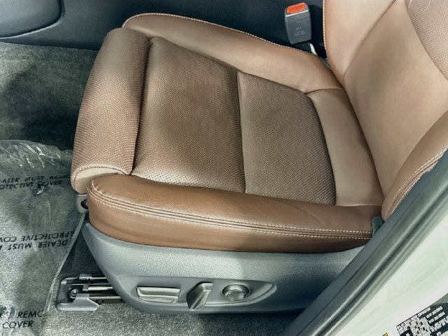 Used 2026 Beige Toyota  image 21