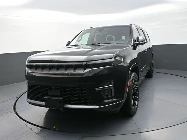 New 2026 High Gloss Black Exterior Paint Jeep Limited Reserve image 9