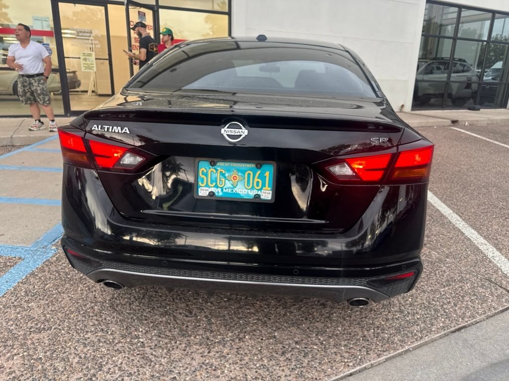 Used 2020 Black Nissan 2.5 SR image 8