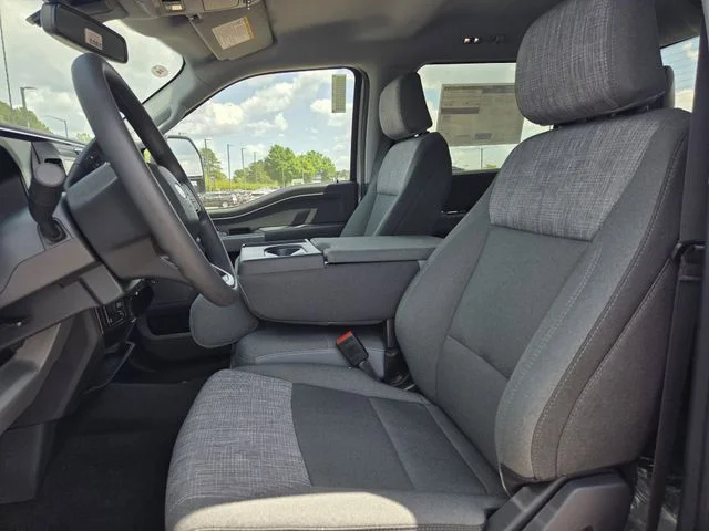 New 2026 Oxford White Ford F-250® XLT image 12
