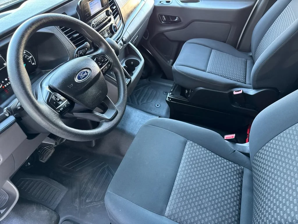 Used 2025 White Ford  image 9