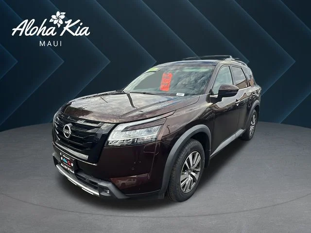 Used 2022 Brown Nissan SL image 1