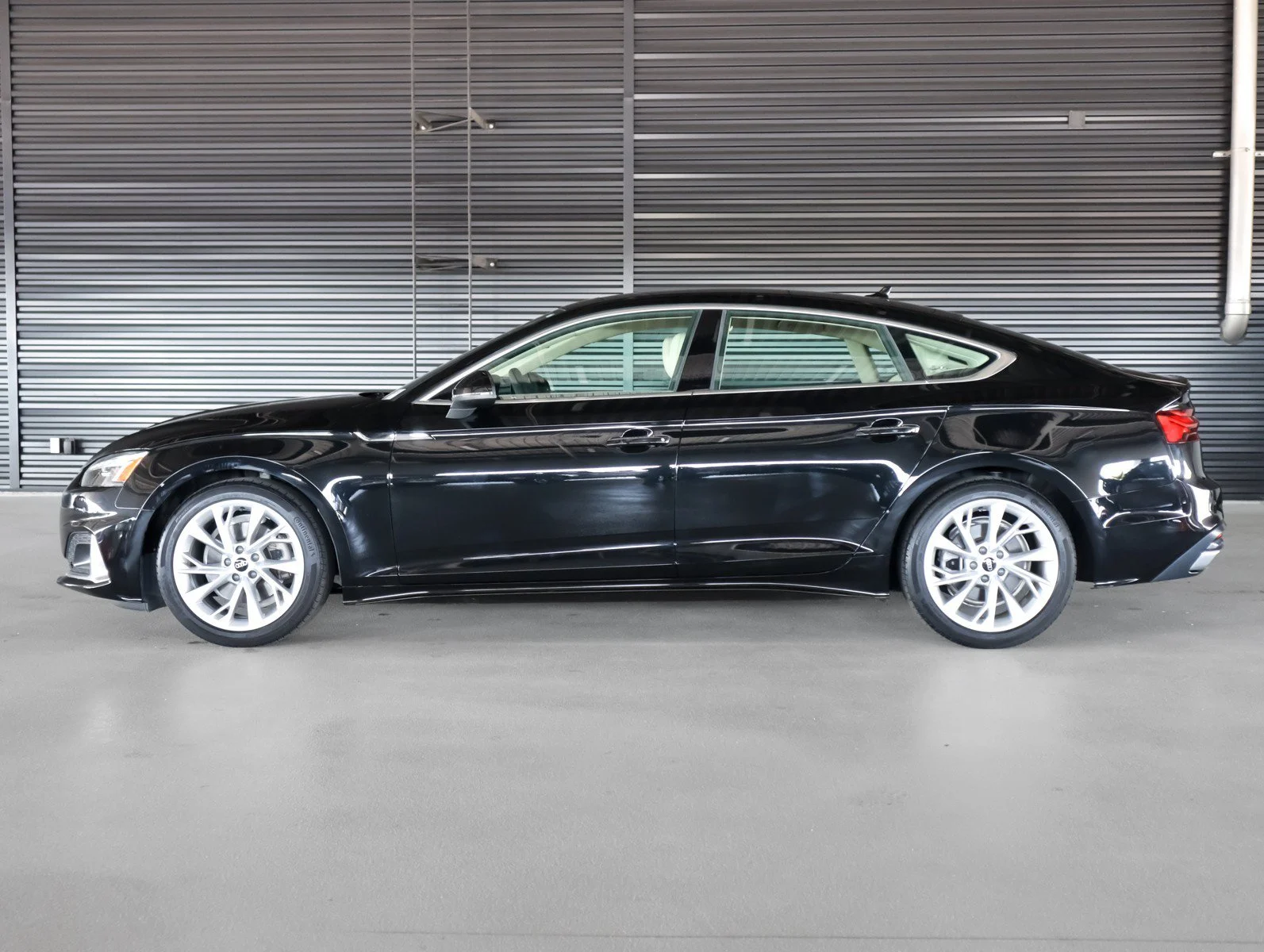 Used 2023 Mythos Black Metallic Audi Premium image 16