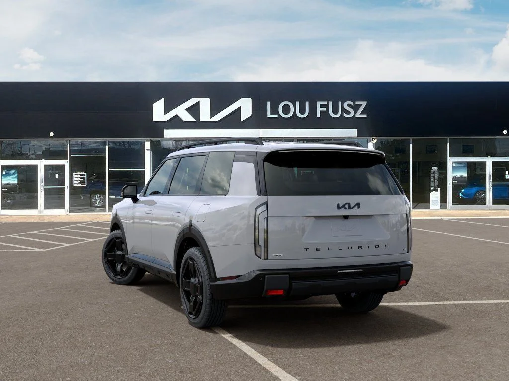 New 2027 Wolf Gray Kia X-Line SX Prestige image 4