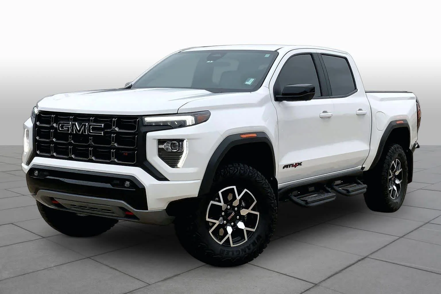 2024 GMC Canyon 4WD AT4X Crew Cab Short Box's photo