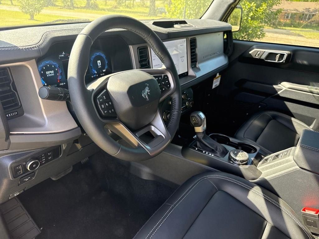 2025 Ford Bronco 4-Door Outer Banks - Photo 14