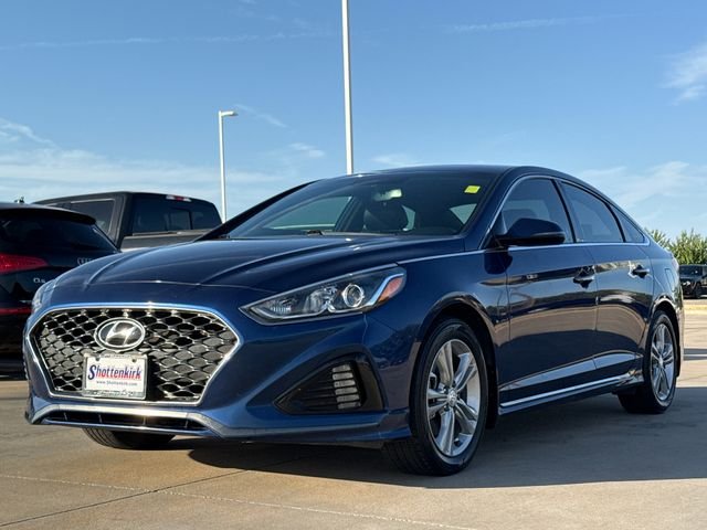 Used 2019 Blue Hyundai Sport image 3