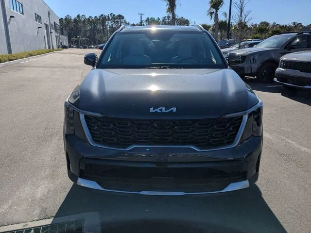 2025 Kia Sorento S - Photo 8
