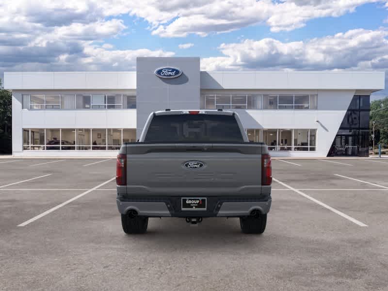 New 2026 Carbonized Gray Metallic Ford XLT image 5