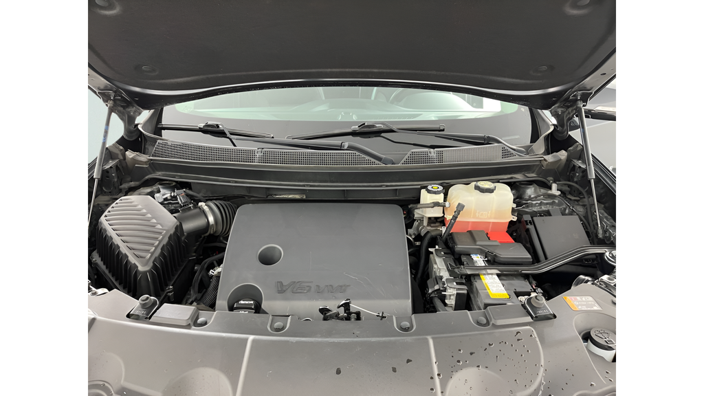 Used 2020 Graphite Metallic Chevrolet 3LT image 20