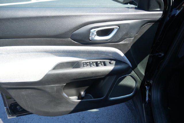 Used 2024 Black Jeep Latitude image 22