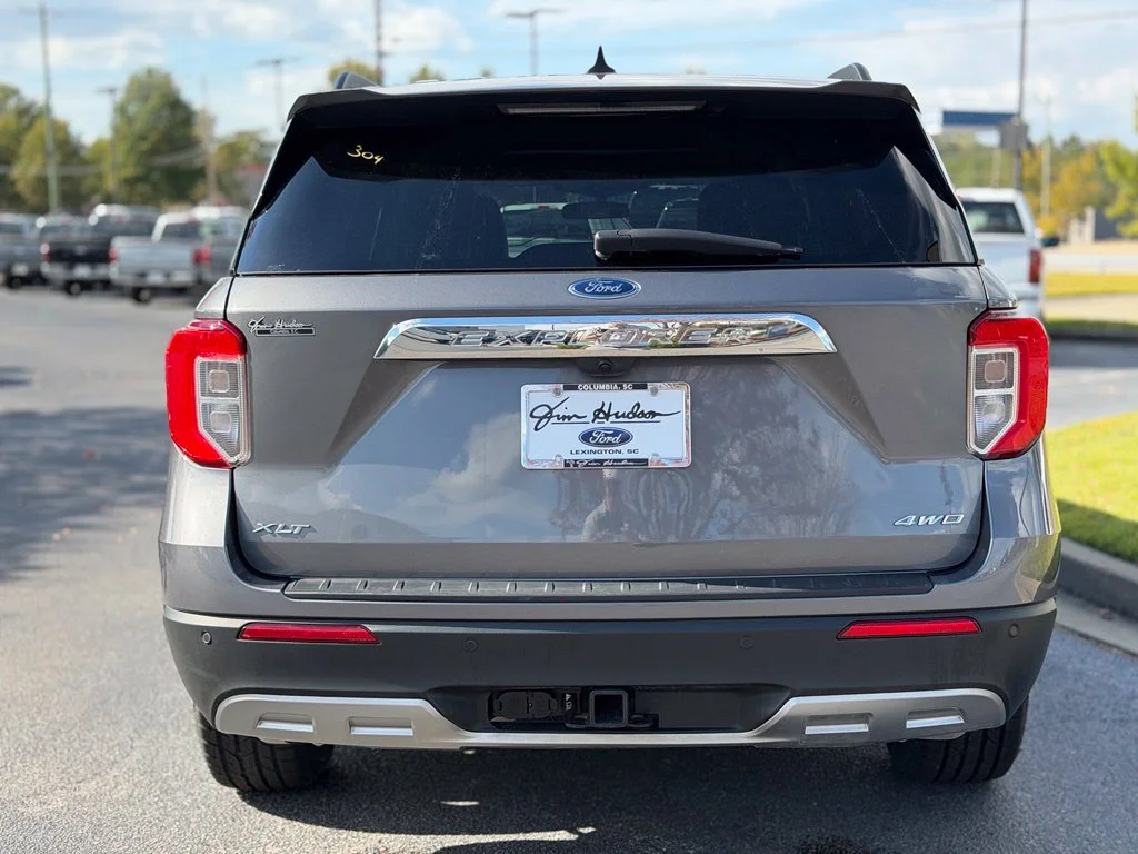 Used 2023 Gray Ford XLT image 6
