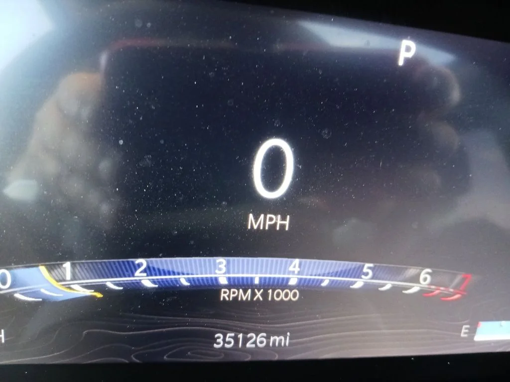 Used 2023 White Jeep Laredo image 19
