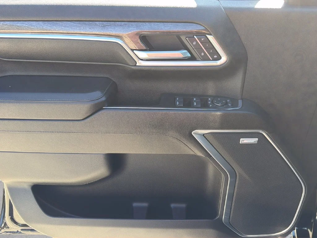 Used 2025 Black Chevrolet LTZ image 26