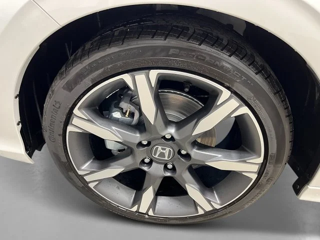 New 2026 Platinum White Pearl Honda Sport Touring image 11