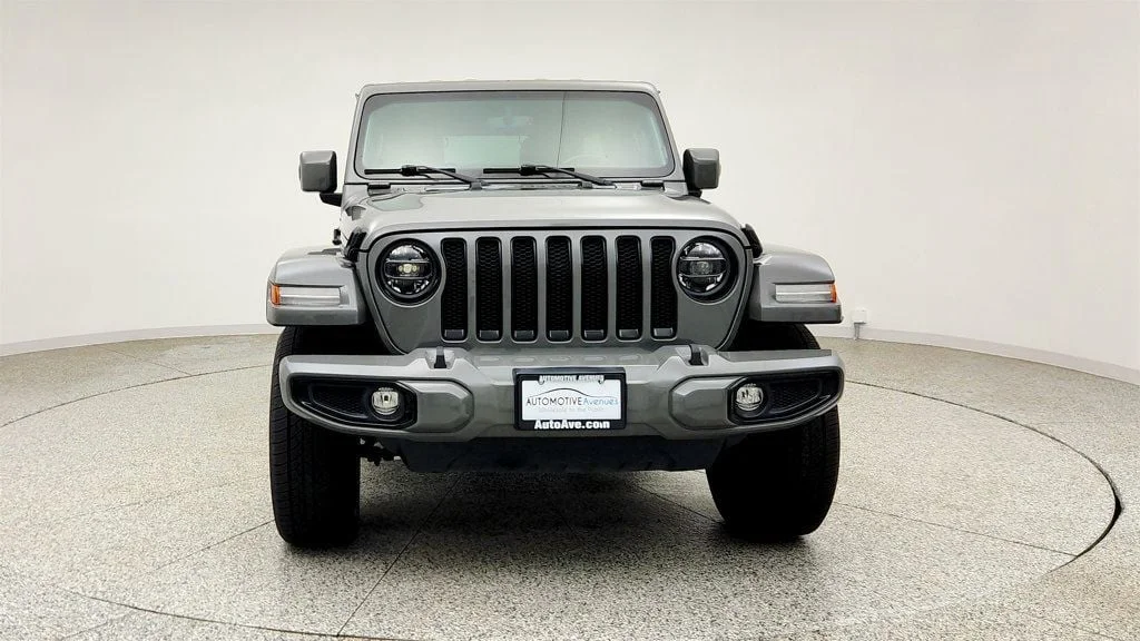 Used 2022 Sting-Gray Clearcoat Jeep Unlimited High Altitude 4x4 w/ Cold Weather Package image 2
