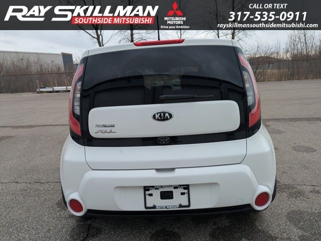 Used 2015 White Kia Exclaim image 6