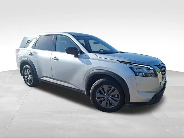 2025 Nissan Pathfinder S