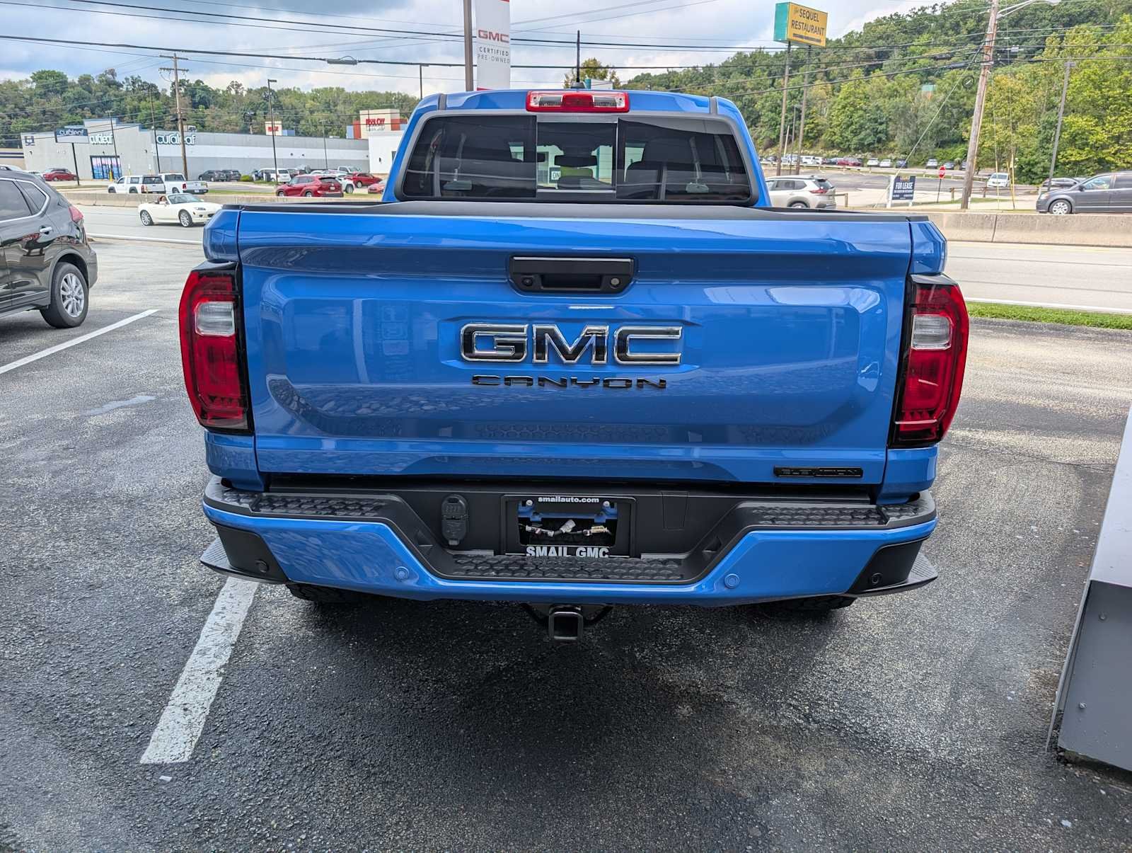 2026 GMC Canyon Elevation - Photo 10